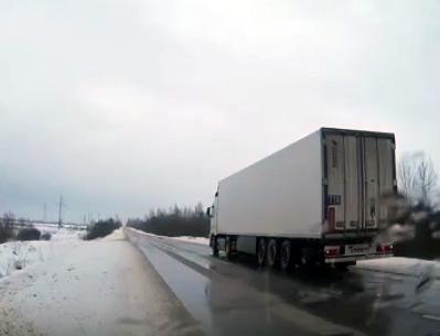 Женская помощь при ДТП: видео